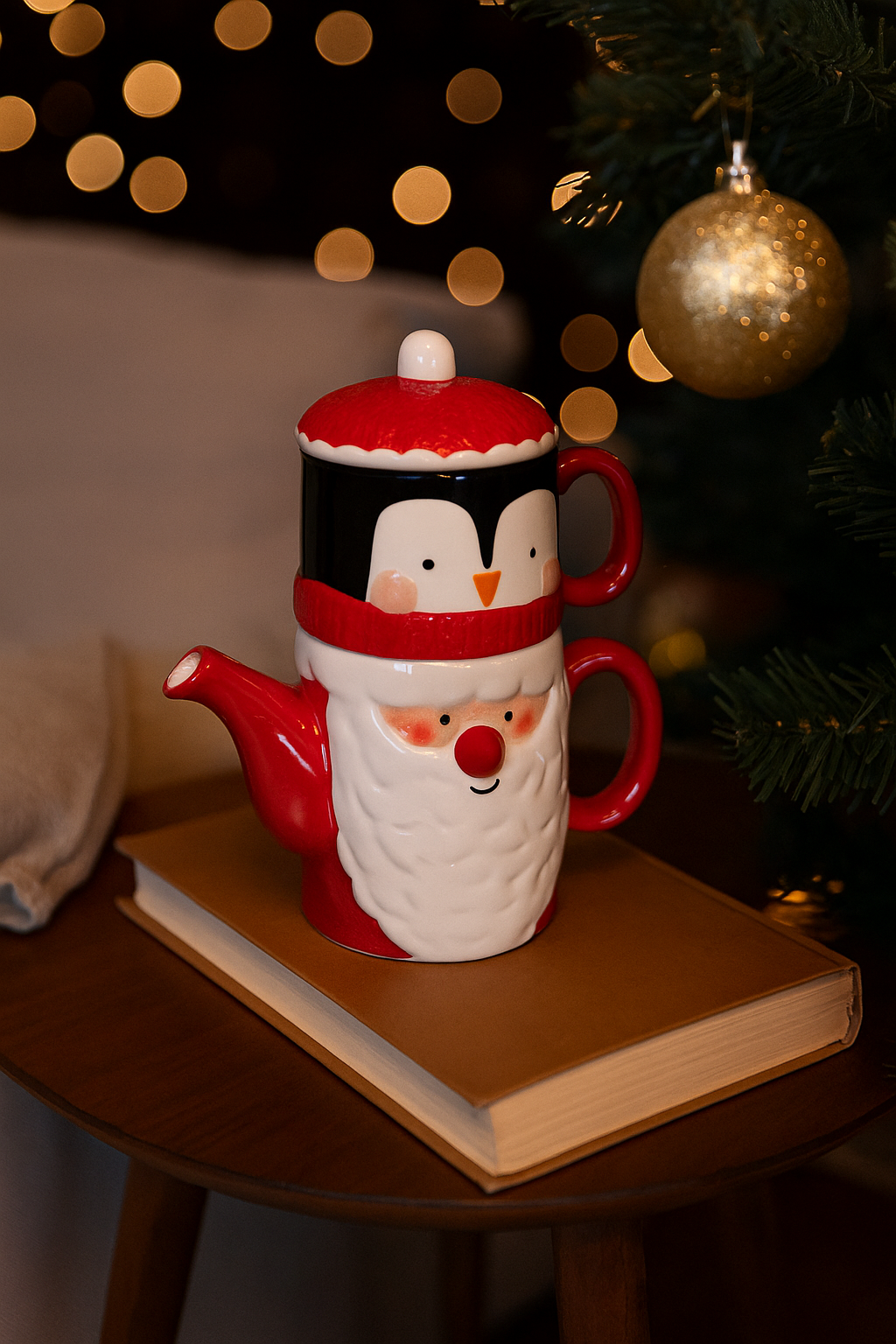 Ceramic Teapot with Cup - Santa Penguin 16x8.9x21cm