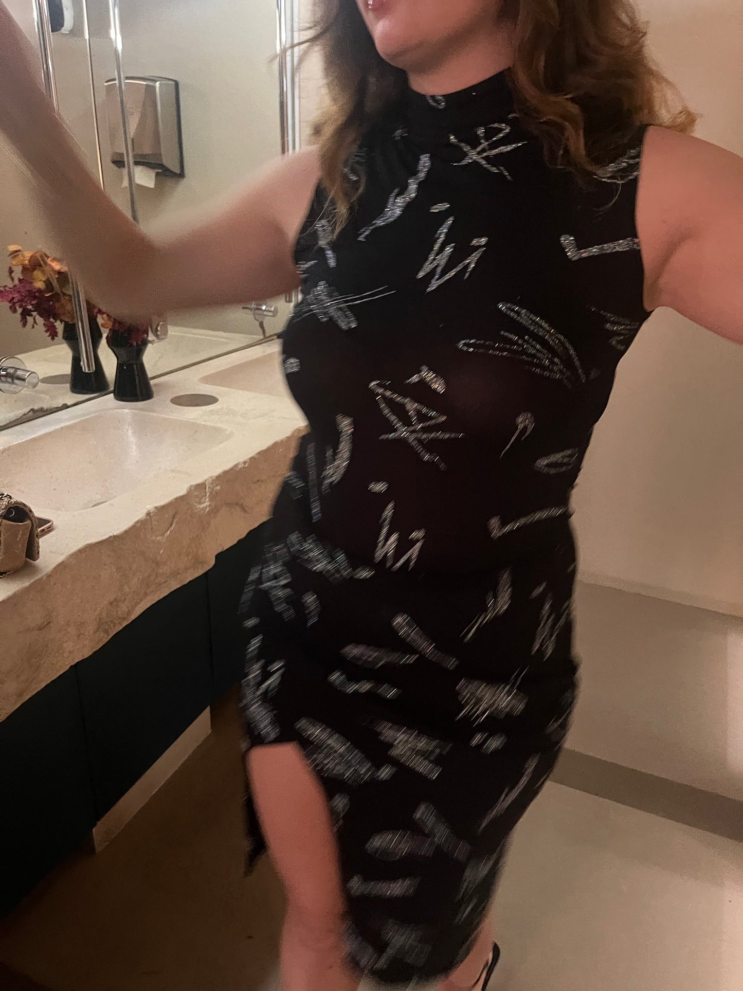 Sleek Noir Glitter Mesh Φούστα