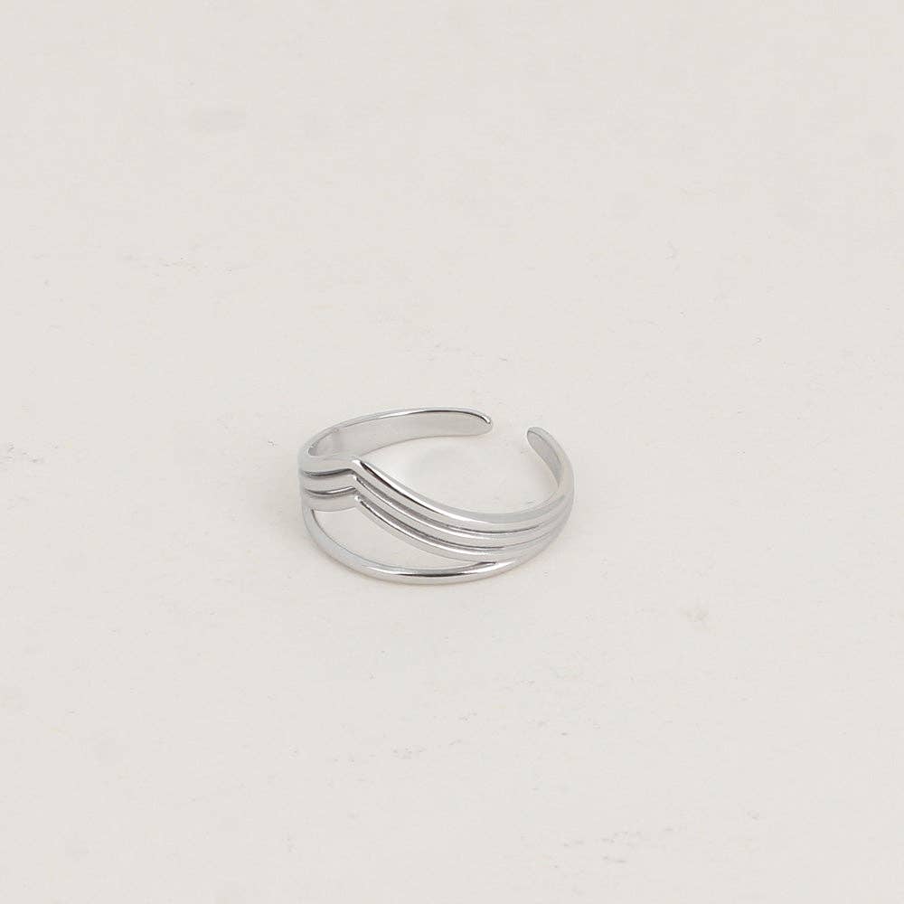 Ring - 4 rows, bar and V: Gold