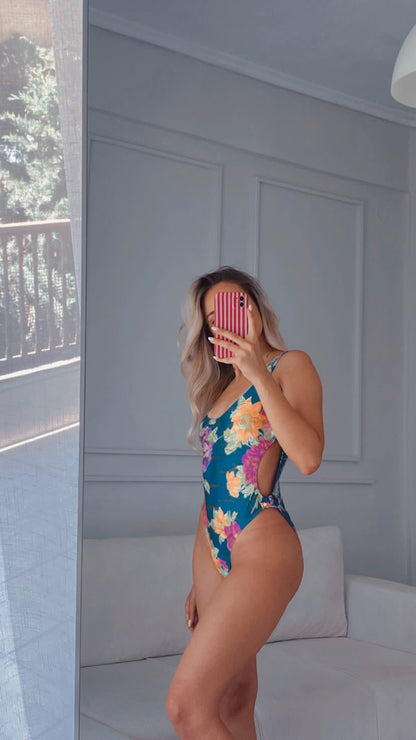Oceane Cutout Swimsuit / Bodysuit