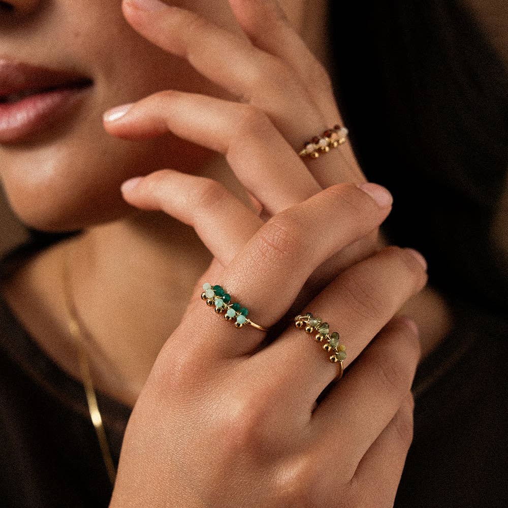 Virel Ring - round natural stones and beads: Gold / Green Agate