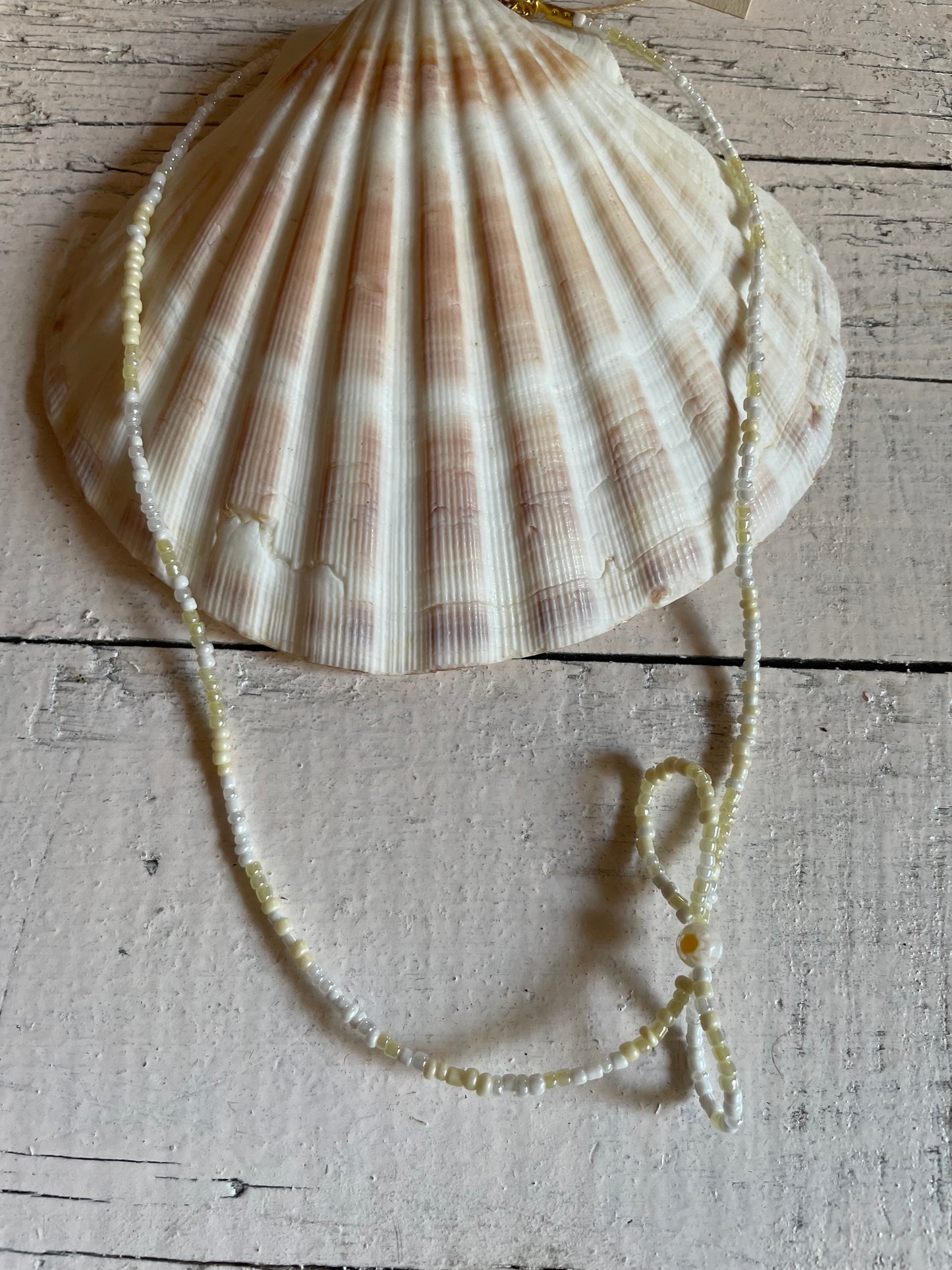 Handmade Pearl Beaded Pendant Necklace