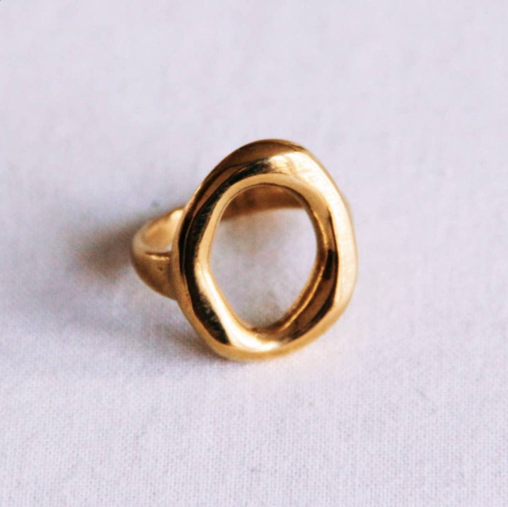 Solid oval steel ring