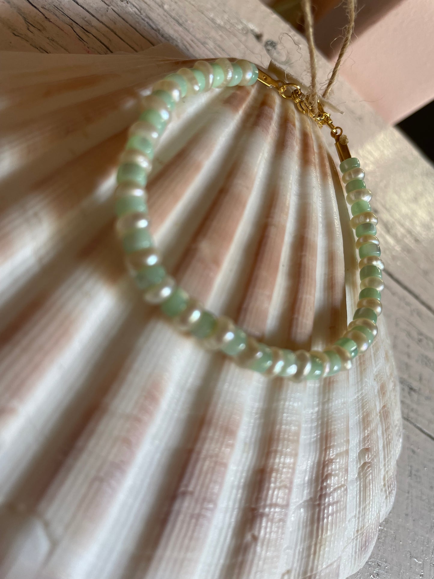 Handmade Pearl Beaded Pendant Bracelet