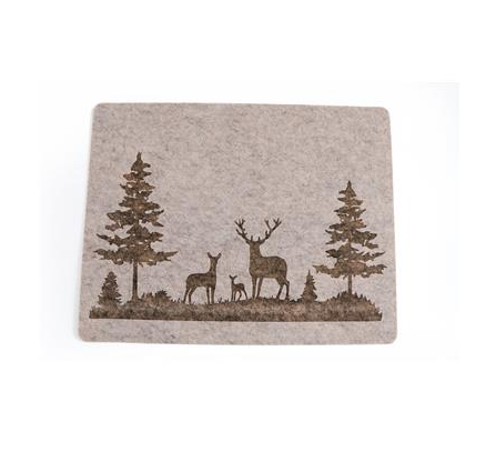 Felt Placemat with Reindeer 45x35cm