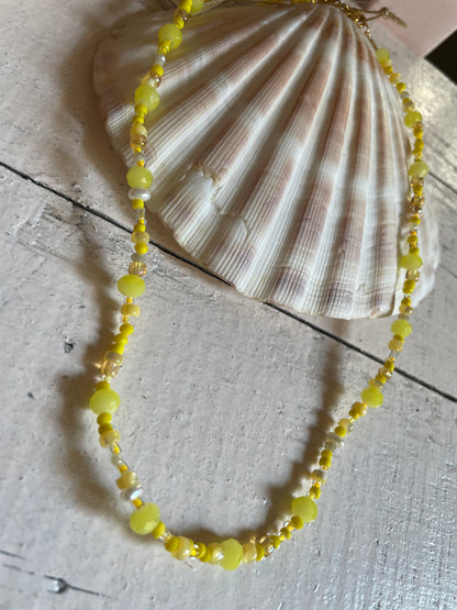 Handmade Pearl Beaded Pendant Necklace