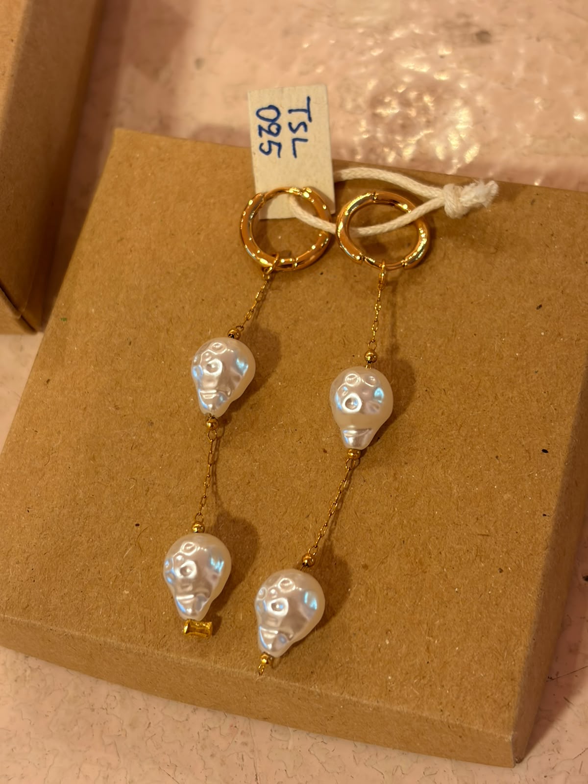 Handmade Baroque Pearl Drop Earrings (025) | Gold Chain Huggie Hoops