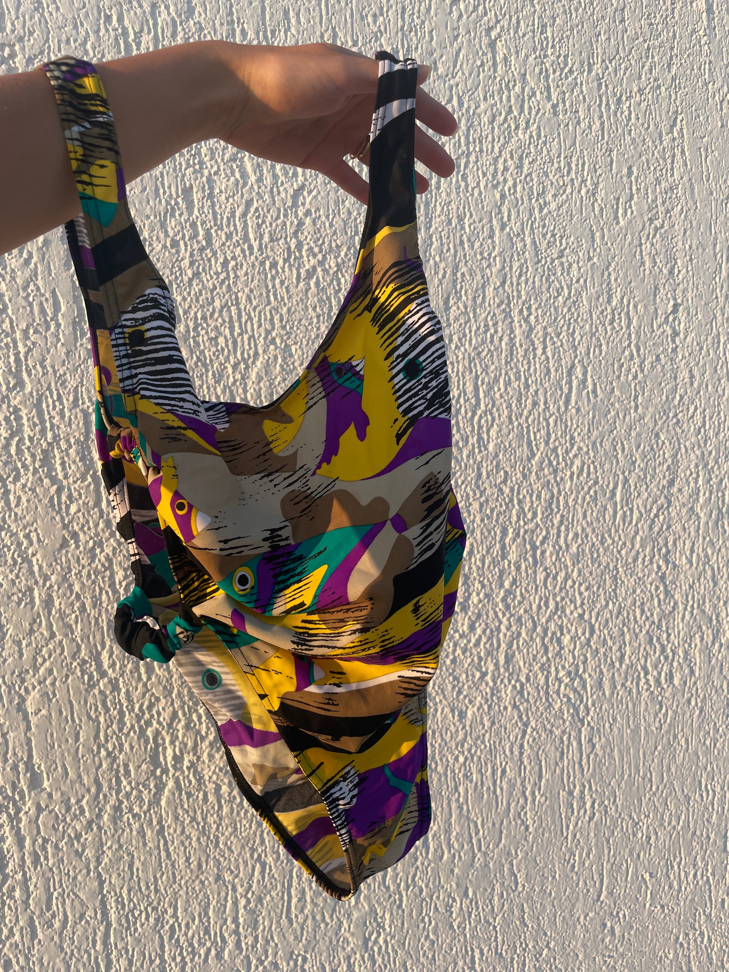 Ολόσωμο Μαγιό με Κοψίματα – Delmar