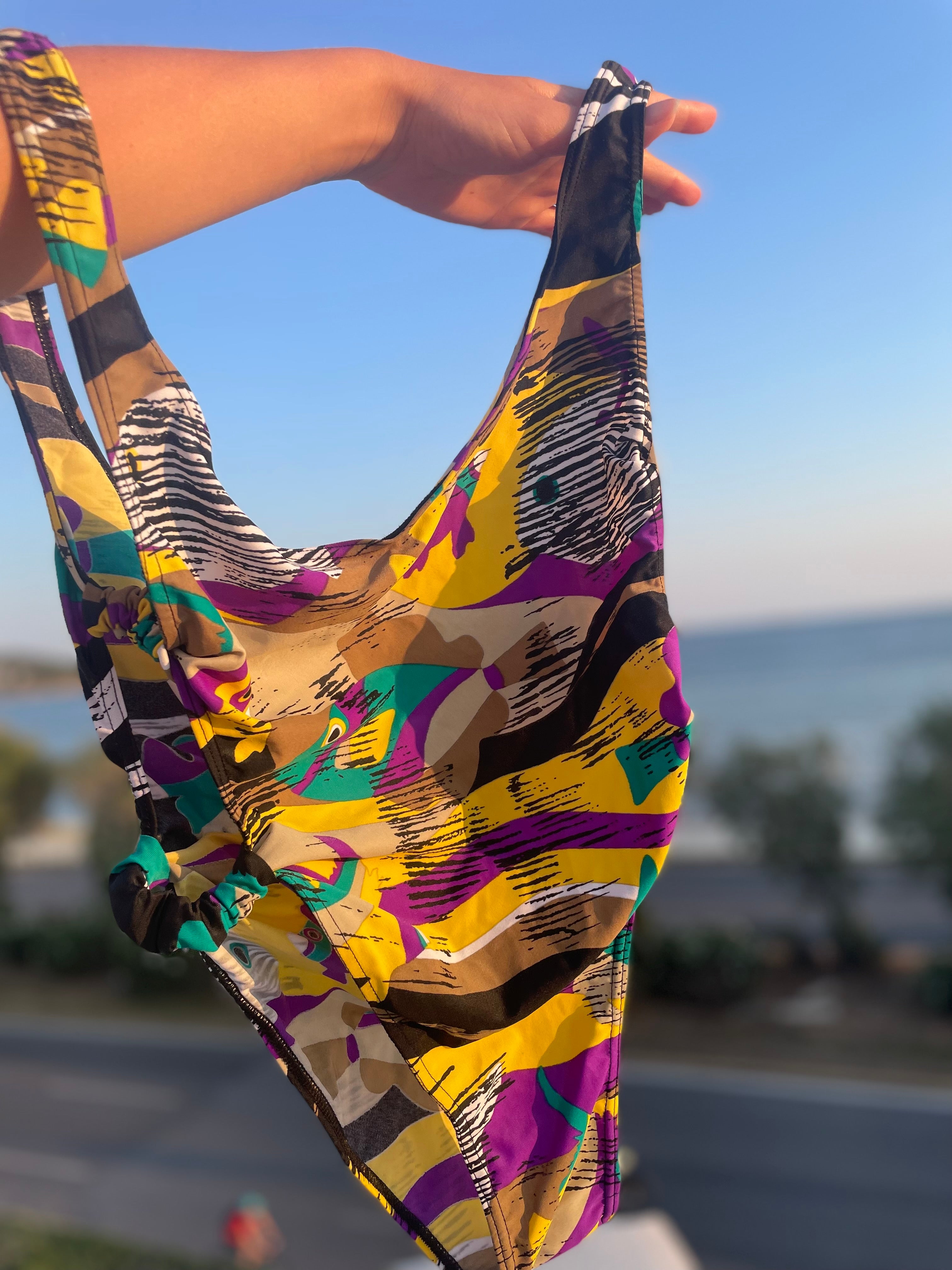 Ολόσωμο Μαγιό με Κοψίματα – Delmar