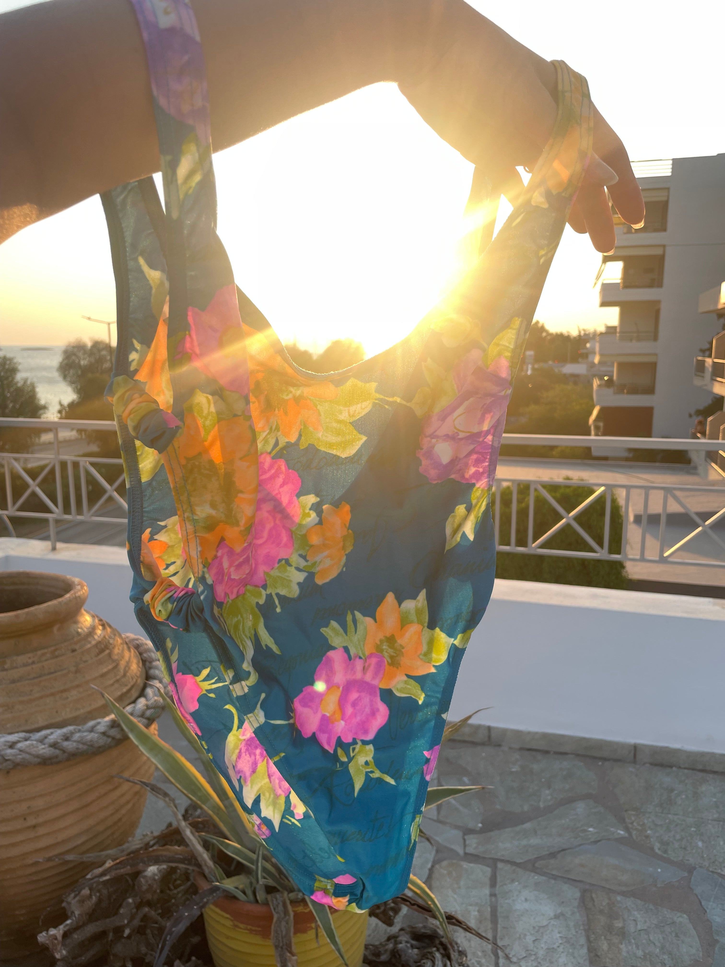 Ολόσωμο Μαγιό με Κοψίματα – Oceane