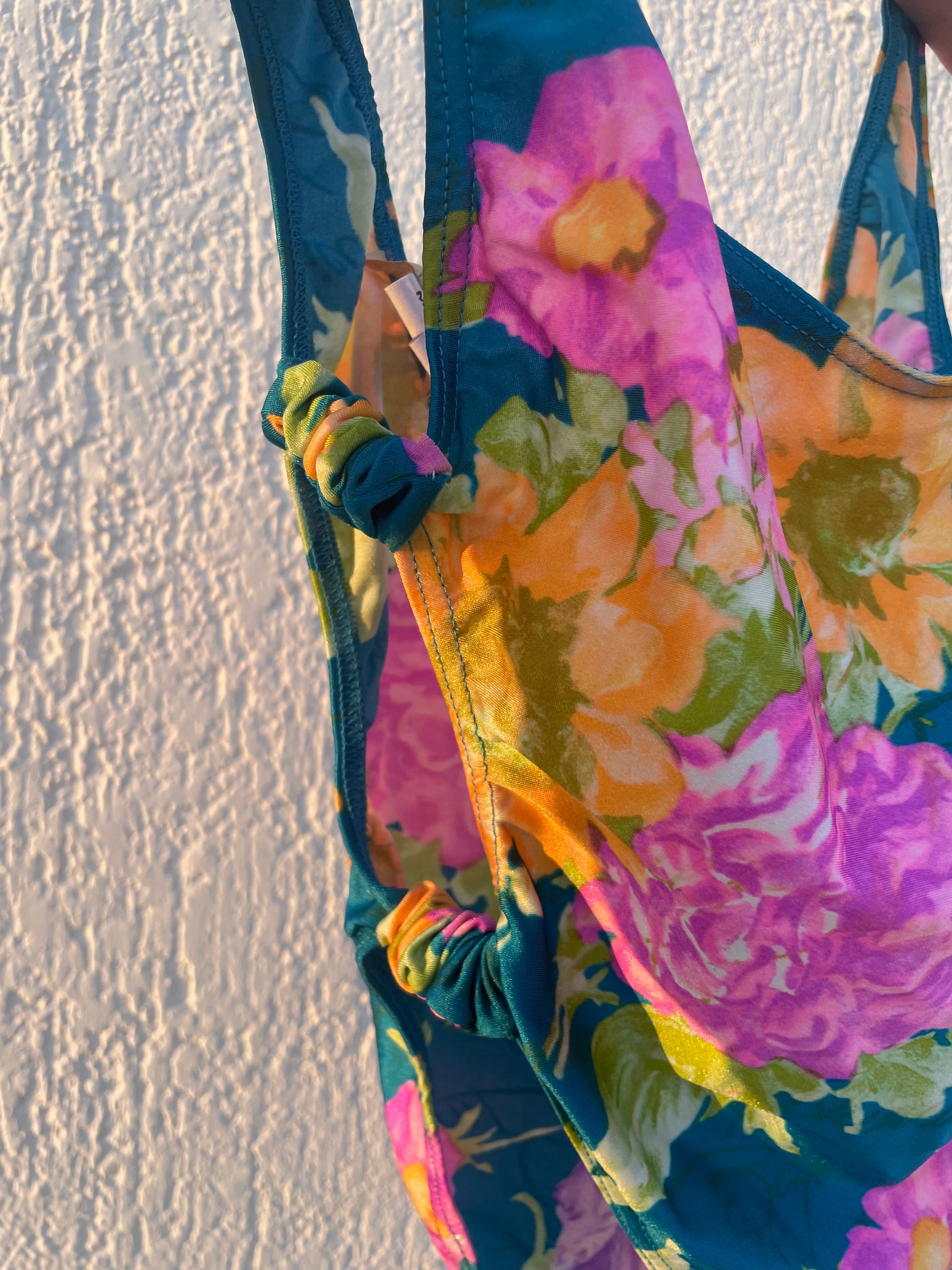 Ολόσωμο Μαγιό με Κοψίματα – Oceane