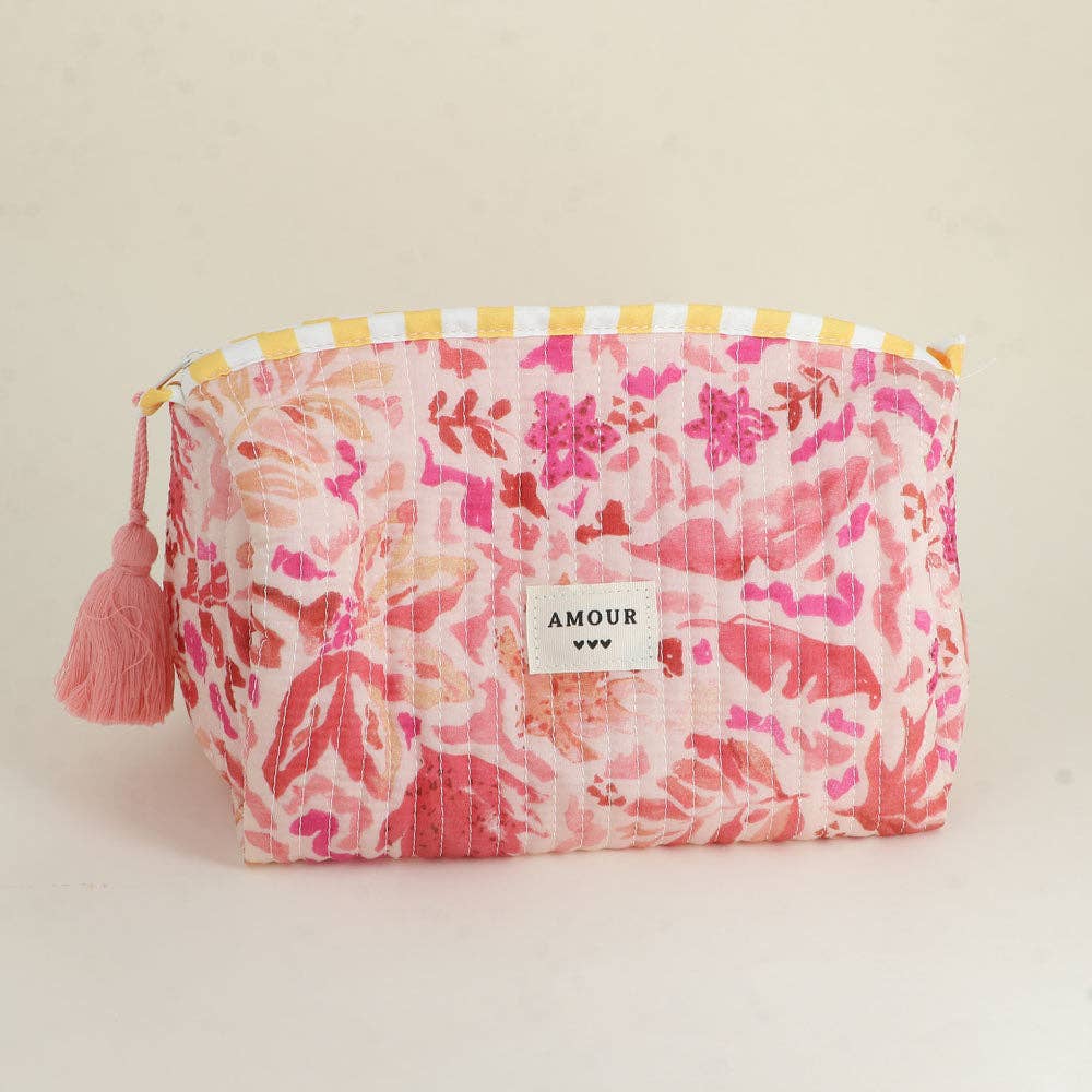 Large pouch with "LOVE" and heart motifs, 100% polyester: Black/ Pink