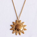Delicate link chain with sun charm 'large'