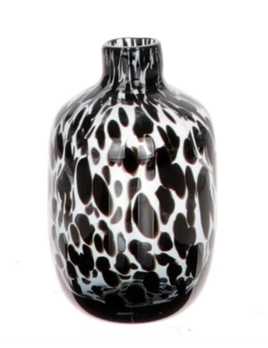 Black & White Tartarooga Vase
